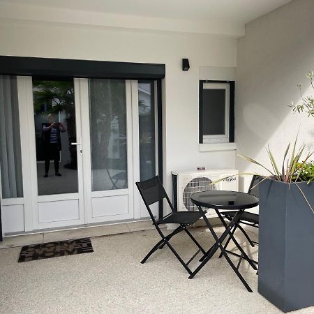 Maison D'Hotes Romarine 르보우스캣 외부 사진