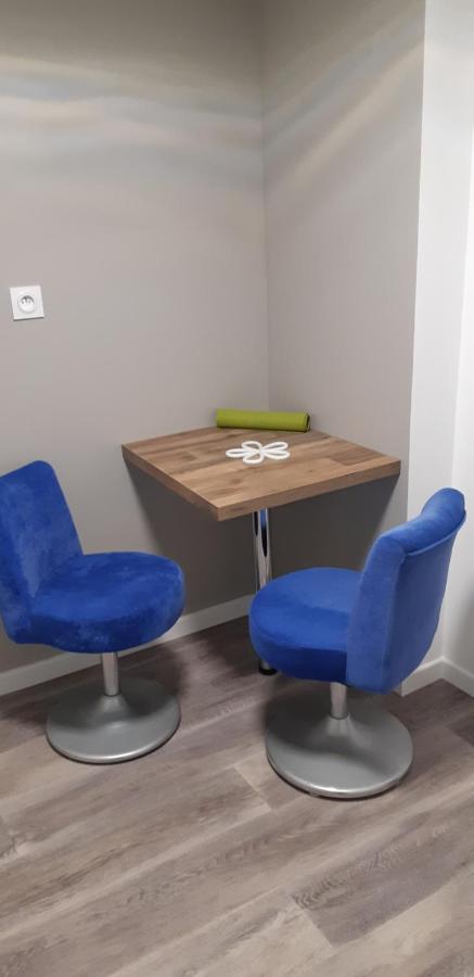 Maison D'Hotes Romarine 르보우스캣 외부 사진
