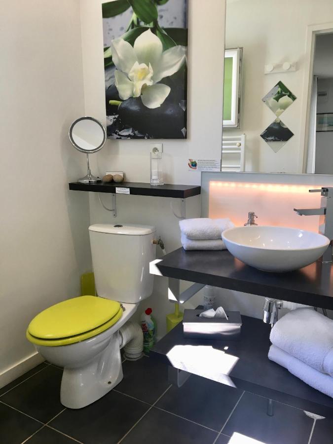 Maison D'Hotes Romarine 르보우스캣 외부 사진